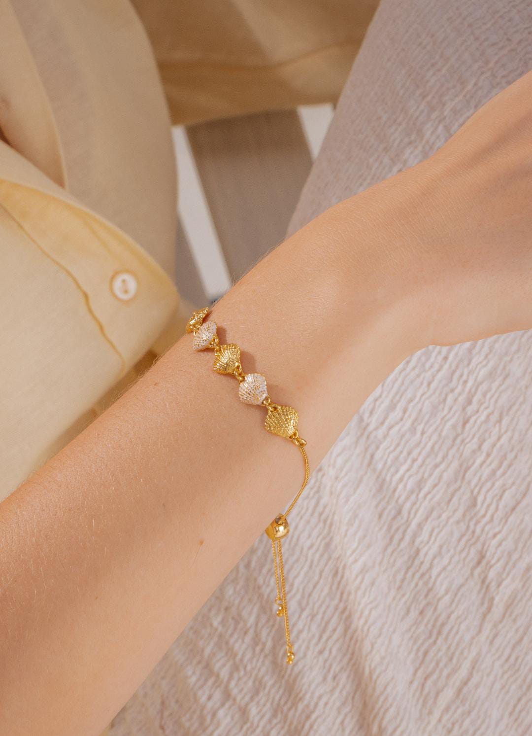 Pulsera Mini Conchas + Aretes