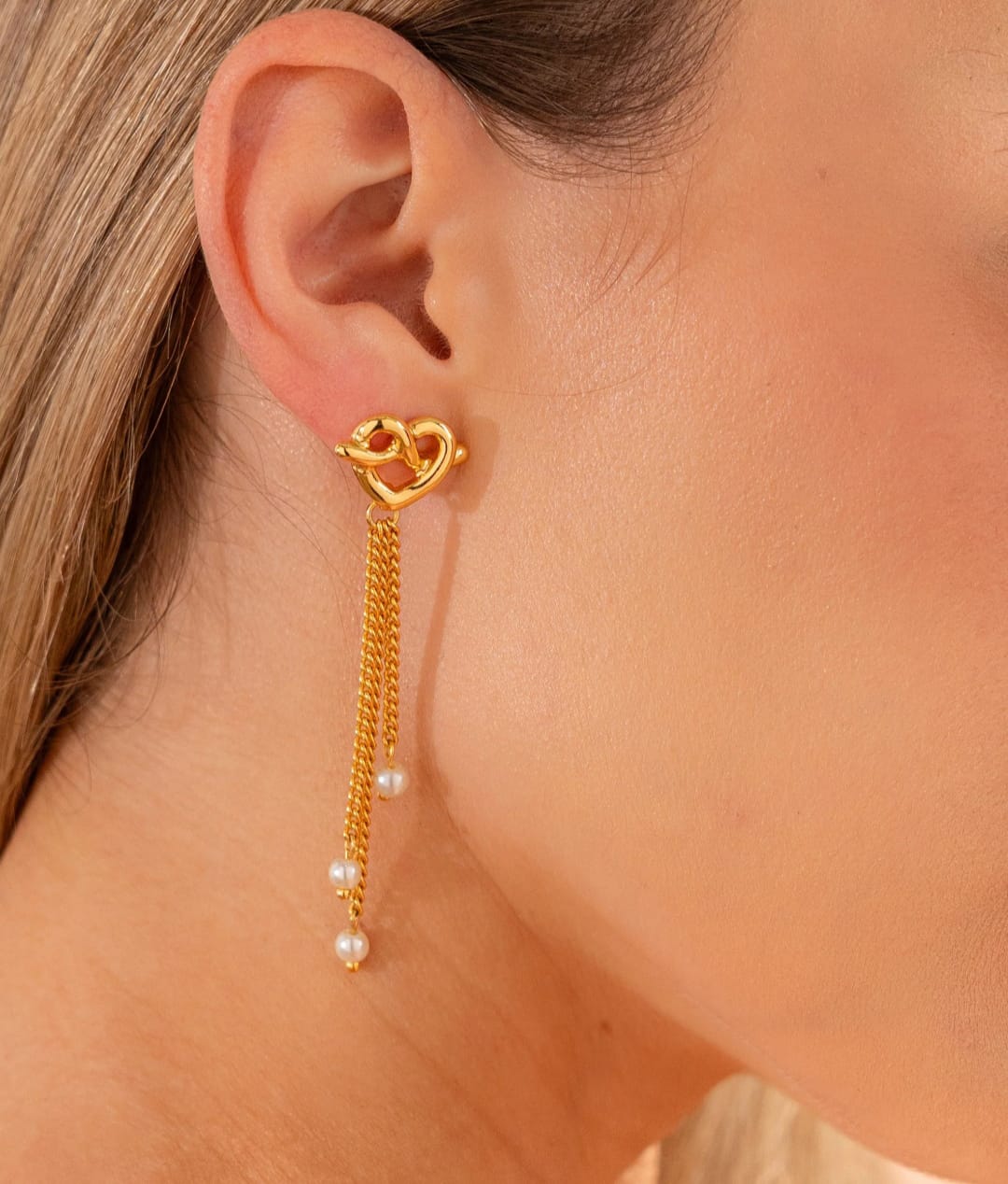 Aretes Corazon Lazo Perla